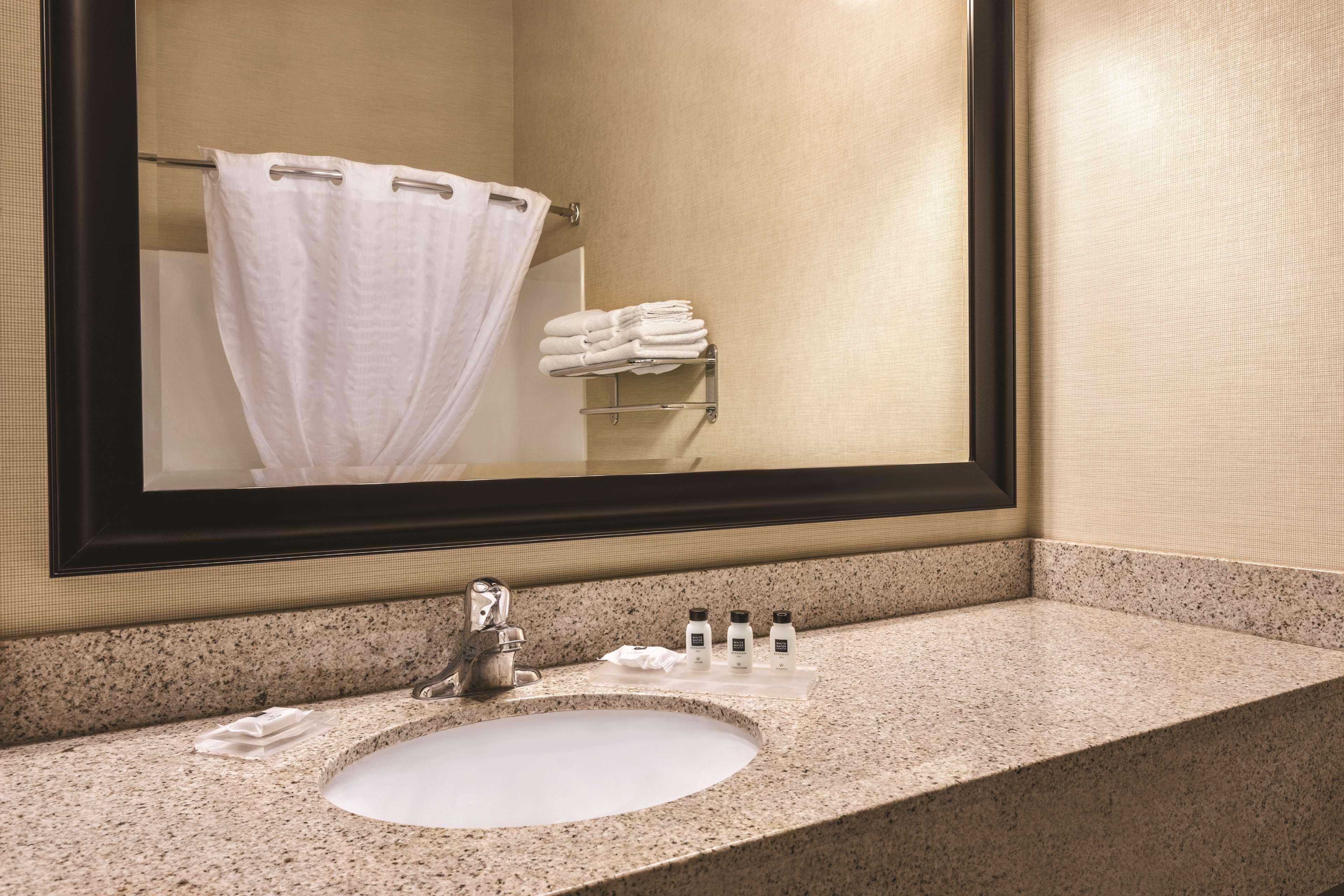 Country Inn & Suites By Radisson, Dakota Dunes, Sd Kültér fotó